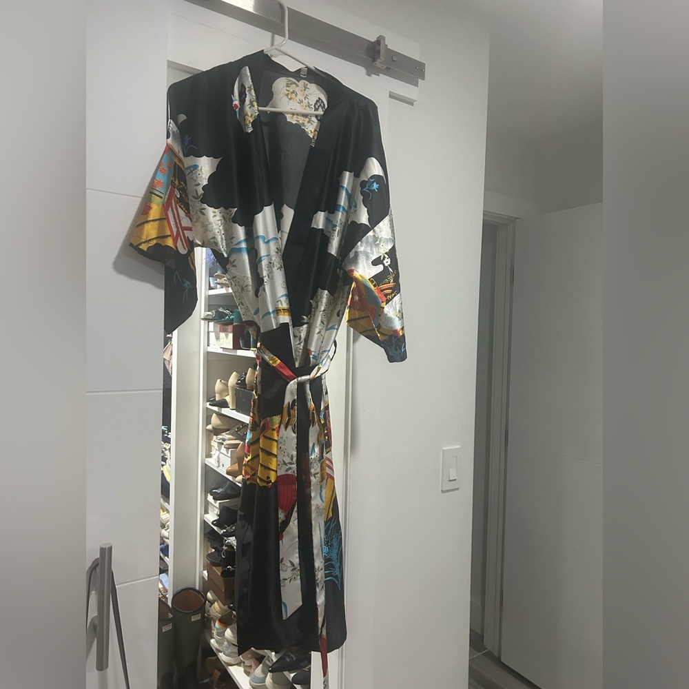 Satin Black Kimono Robe - Picture 3 of 7